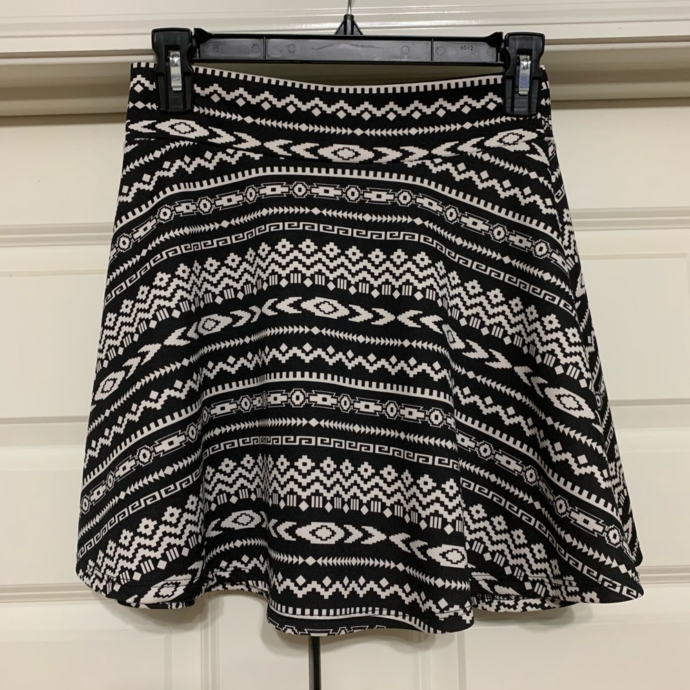 Black/White Aztec Print Skirt